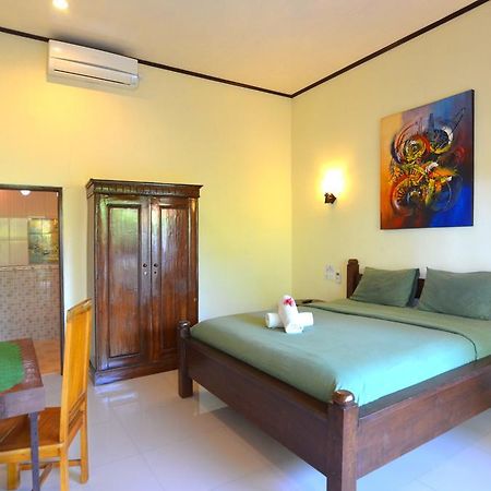 Arik Homestay Canggu Extérieur photo