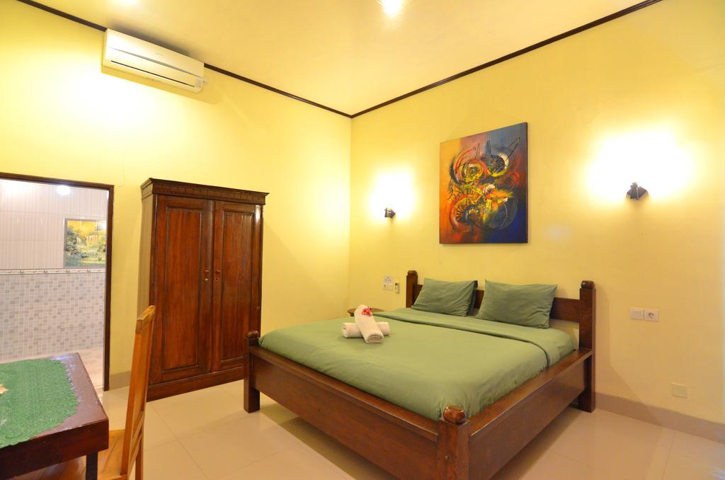 Arik Homestay Canggu Extérieur photo